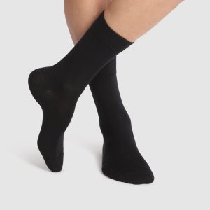 Men’s black wool socks