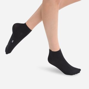 Pack of 2 pairs of women’s second skin ankle socks in black