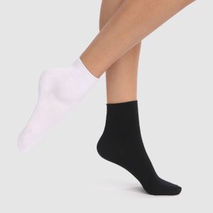 Dim Modal 2 pack women's modal ankle socks in black and white