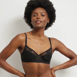 Underwired bra in black lace with Mod foliage by Dim